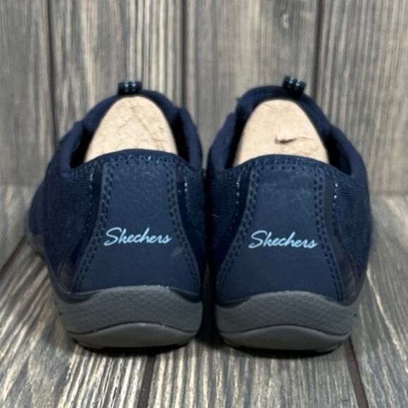 Skechers Breathe Easy  Women Casual Comfort Shoes Sneakers Navy Blue Sz 5.5 - Picture 4 of 8